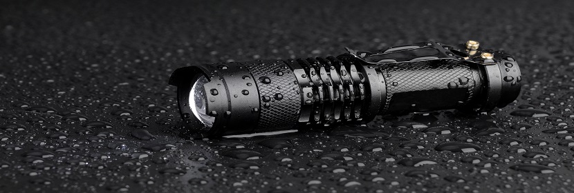 警用強光手電檢測